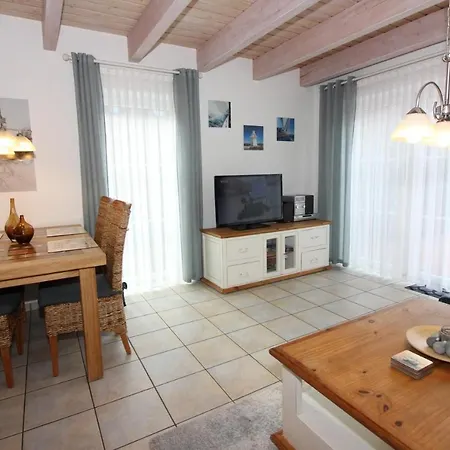 Holiday home Hp Touristik - Seepark Burhave 4