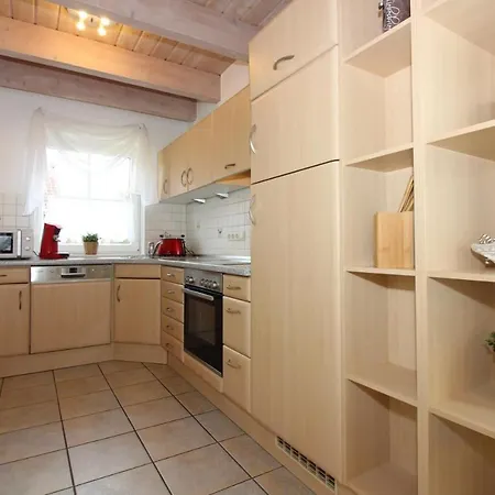 Holiday home Hp Touristik - Seepark Burhave 4