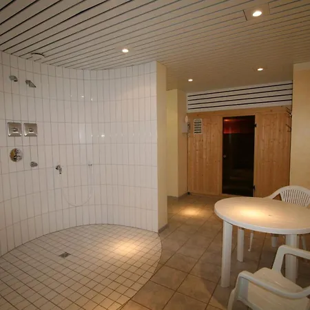 Hp Touristik - Seepark Burhave 4 *